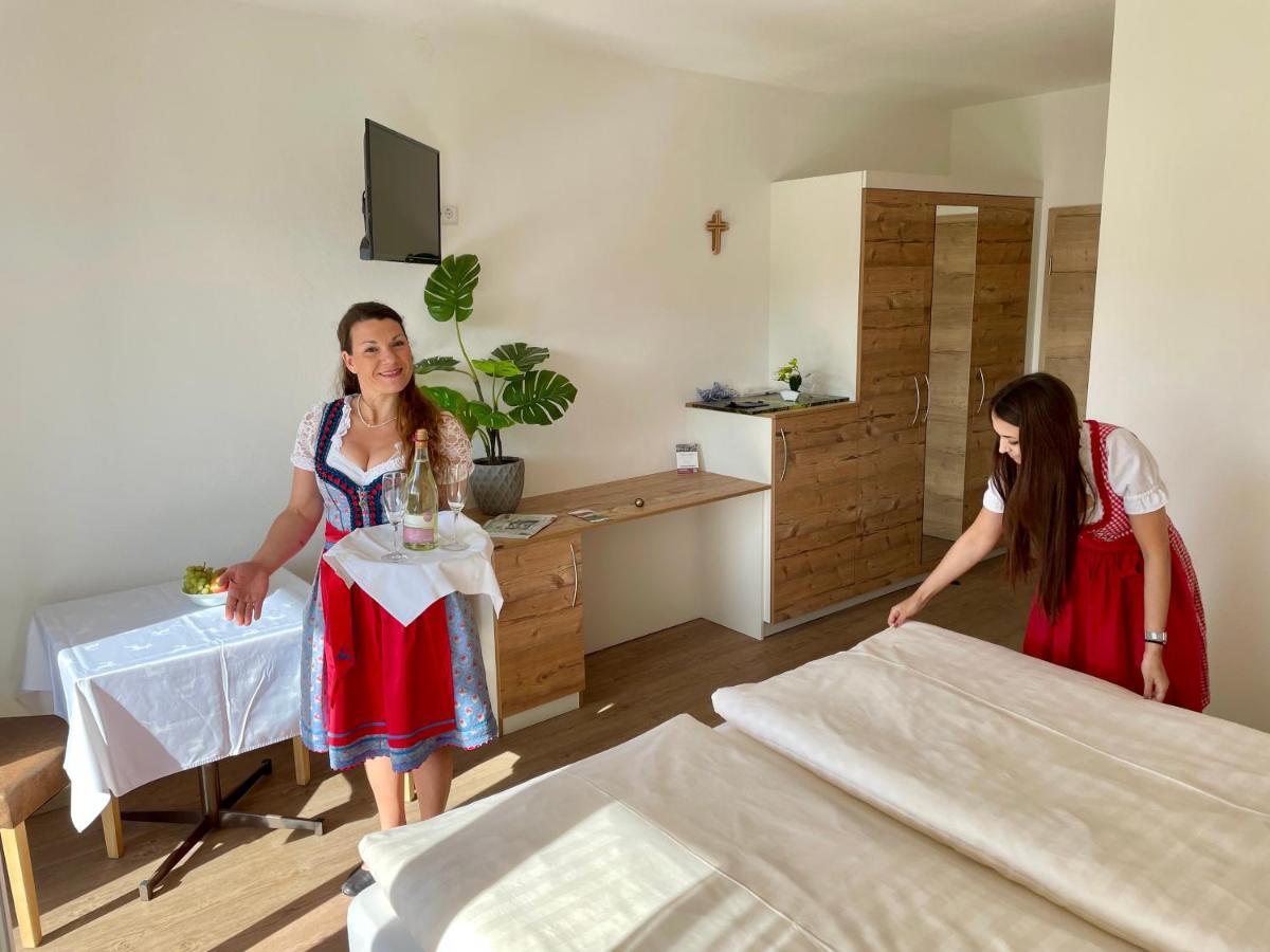 Roemercastell Wirtshaus & Hotel Bohming Екстериор снимка